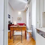 Crescenzio St Peter's House شقة