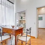 Crescenzio St Peter's House شقة