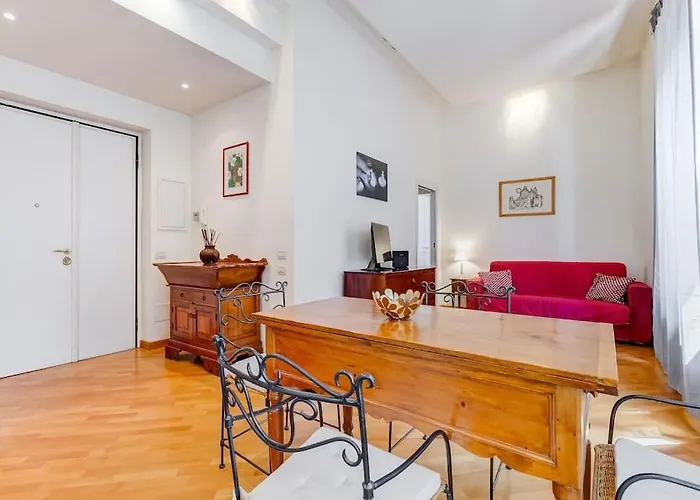 Crescenzio St Peter's House * Rome